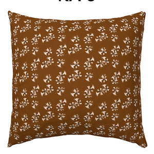 
                  
                    Charger l&amp;#39;image dans la galerie, Housse de Coussin. Petit Kapa&amp;#39;a Caramel
                  
                