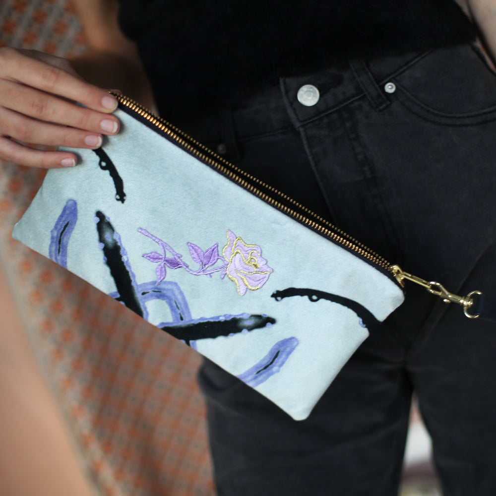 
                  
                    Load image into Gallery viewer, Lilas luxe rosy bag
                  
                