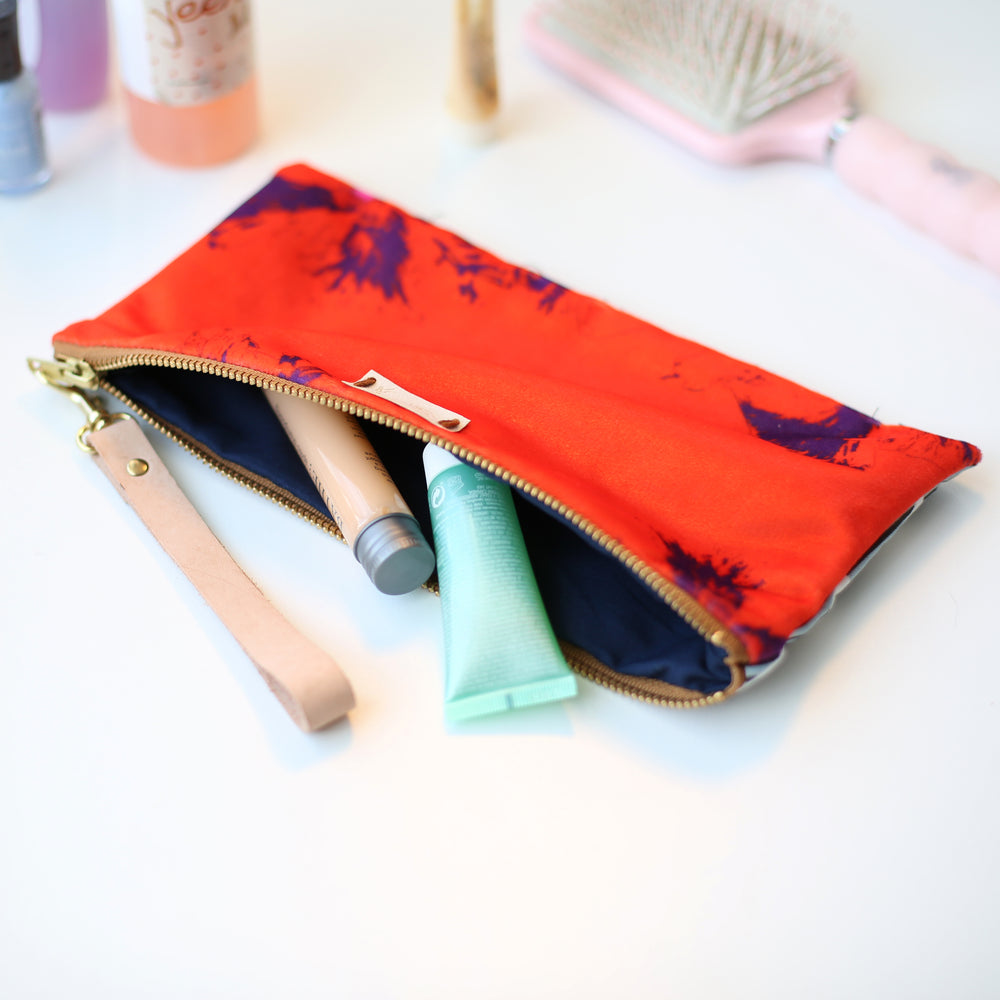 Large red deluxe pouch